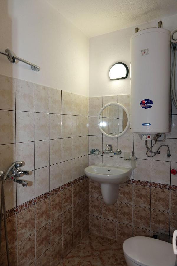 Семеен Хотел Орфей Teshel Exterior photo